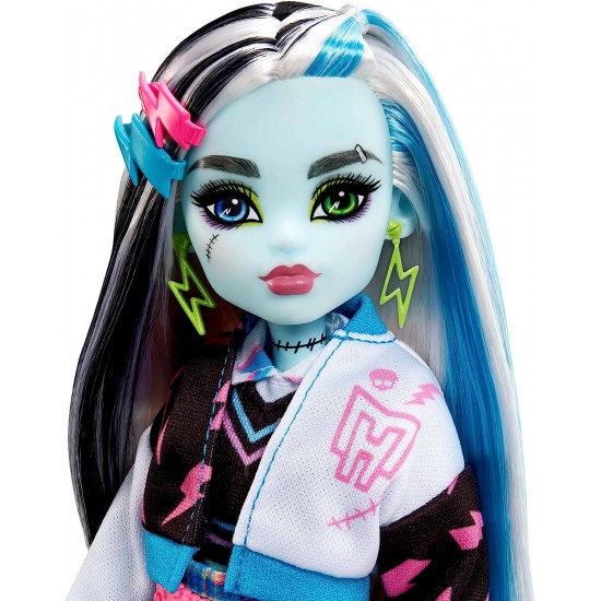 Monster High Frankie Stein Fashion Doll with Blue & Black Streaked Hair, Signature Look, Accessories & Pet HHK53