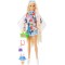 BARBIE Extra Lelle un aksesuāri ar īpaši gariem blondiem matiem ziedu raksta tērpā, HDJ45