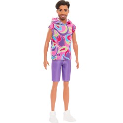 Barbie Fashionistas Ken lelle ar izskatu, kas iedvesmots no Totally Hair izskata,  HRH26