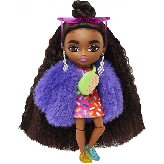 Barbie Extra Mini lelle Sprinkle Dress HGP63 Barbie Extra Mini lelle Sprinkle Dress HGP63